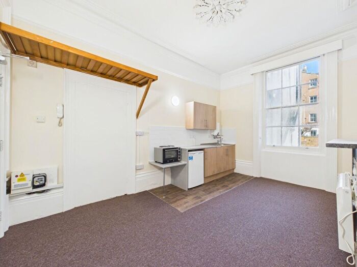 Studio To Rent In Eaton Place, Brighton, BN2
