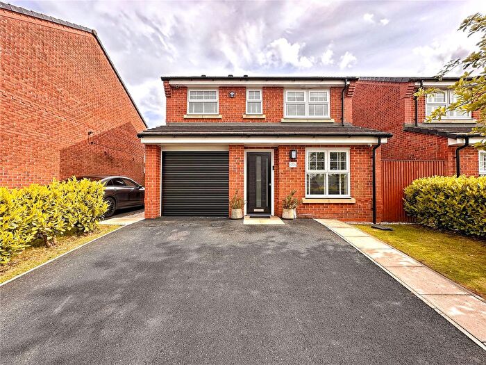 3 Bedroom Detached House For Sale In Ginnell Farm Avenue, Burnedge, Rochdale, Greater Manchester, OL16