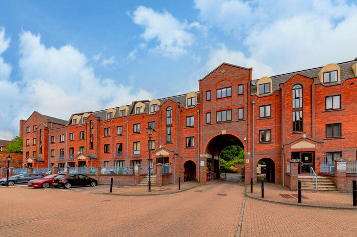 2 Bedroom Apartment To Rent In Sidmouth Street, Reading, RG1