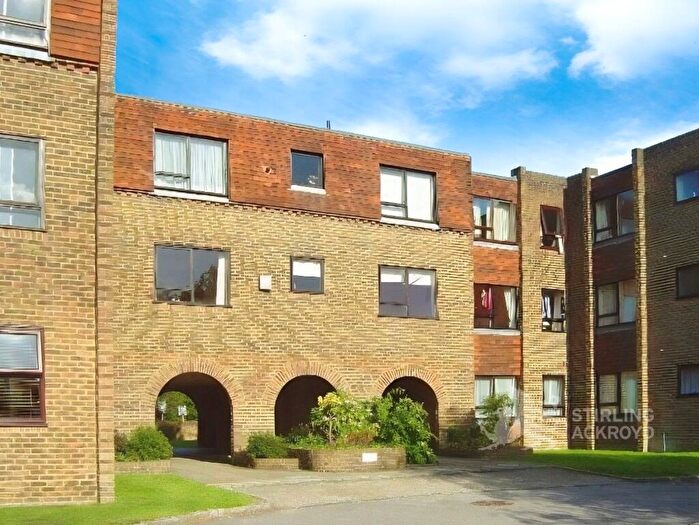 1 Bedroom Apartment To Rent In Mulberry Court, Guildford, Surrey, GU4