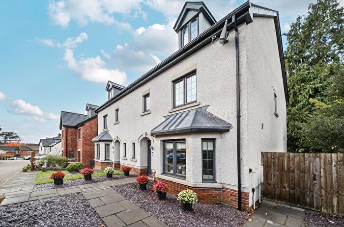 4 Bedroom Semi-Detached House For Sale In Millwood Gardens, Killay, Swansea, SA2