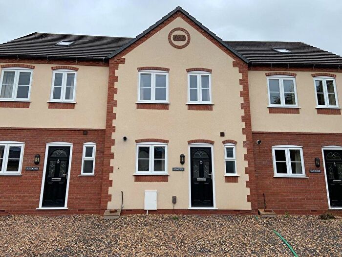 4 Bedroom Terraced House To Rent In Tan Bank, Newport, TF10