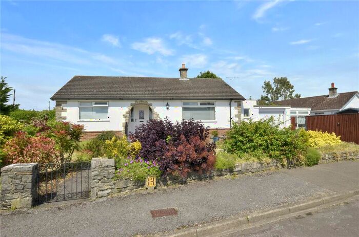 3 Bedroom Bungalow For Sale In Elmhurst Way, West Moors, Ferndown, Dorset, BH22
