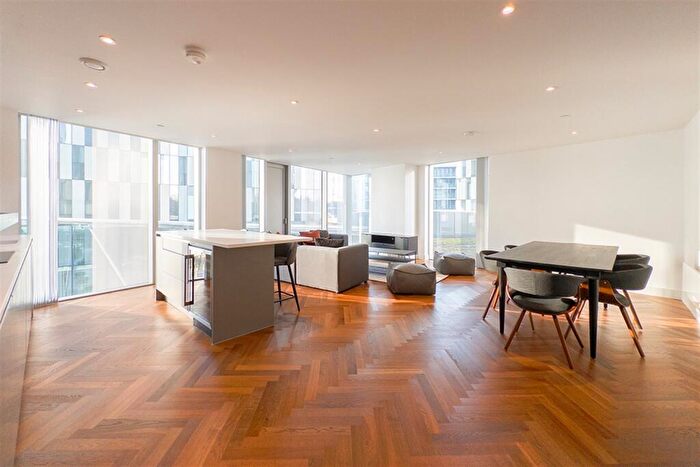 3 Bedroom Apartment To Rent In South Tower, Owen Street, M15