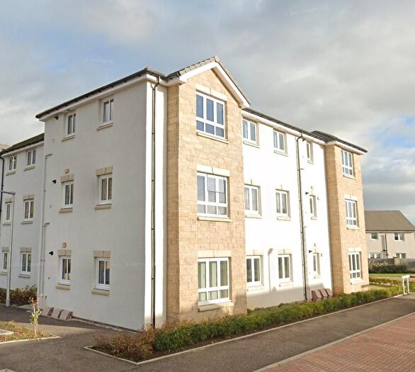 2 Bedroom Flat To Rent In Old Duloch Court, Dunfermline, KY11