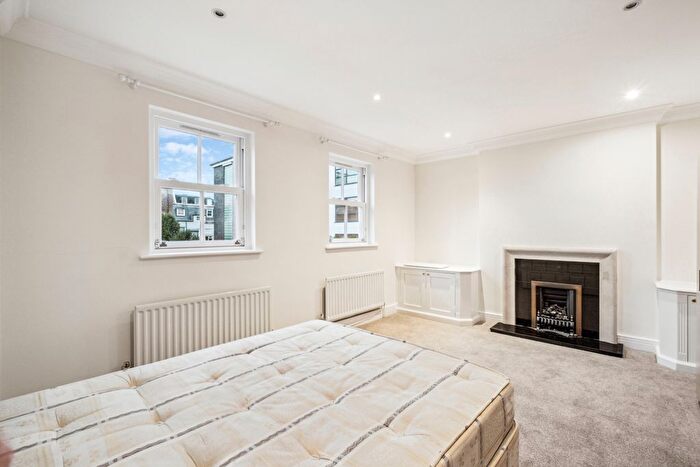 4 Bedroom Terraced House To Rent In Bective Place, Putney, SW15