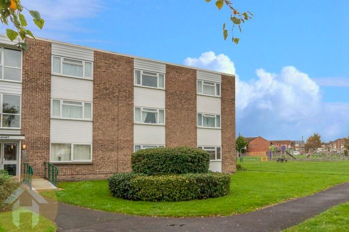 1 Bedroom Ground Flat To Rent In Marlborough Court, Royal Wootton Bassett, SN4