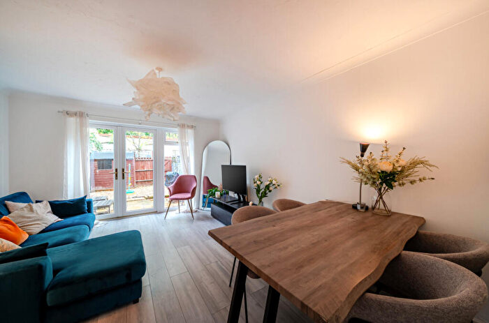 2 Bedroom Terraced House For Sale In Artesian Grove, Barnet, EN5