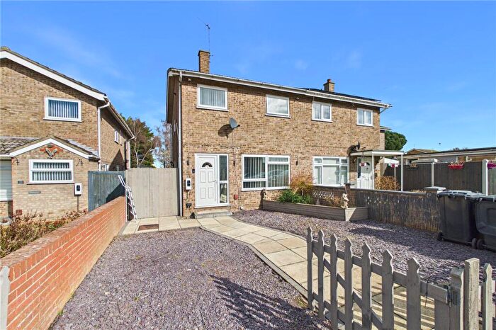 3 Bedroom Semi Detached House To Rent In Heather Gardens, Belton, Great Yarmouth, Norfolk, NR31