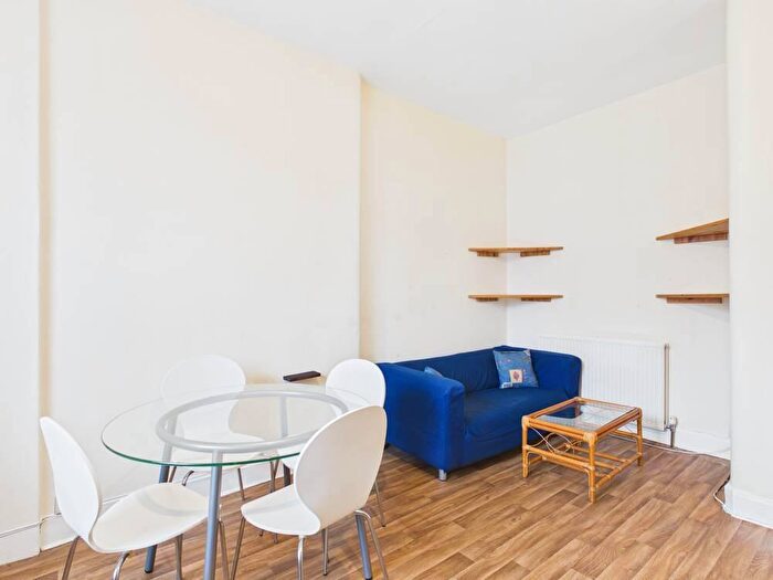 1 Bedroom Apartment To Rent In Maryfield, Leith, Edinburgh, EH7