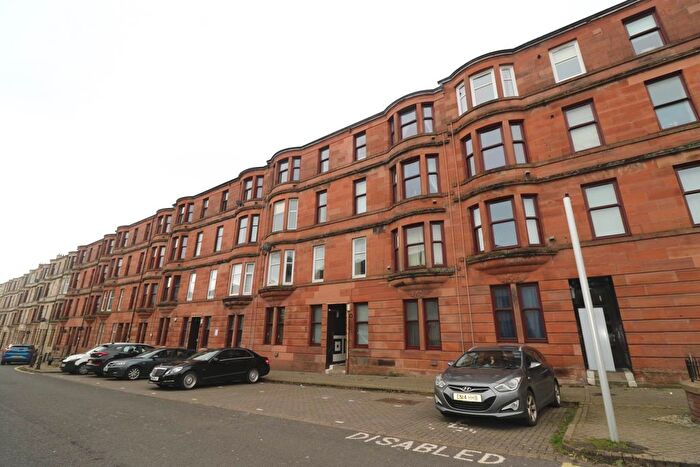 2 Bedroom Flat To Rent In Mckerrell Street, Paisley, PA1
