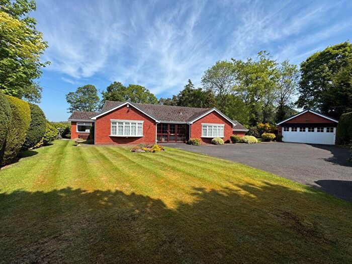 3 Bedroom Detached Bungalow For Sale In Brindley Brae, Kinver, Stourbridge, DY7