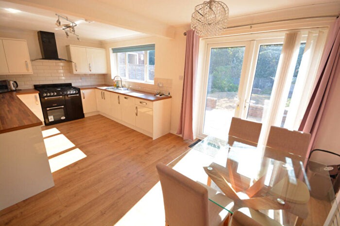 5 Bedroom Detached House For Sale In Lytchett Drive, Broadstone, Dorset, BH18 - Photo 3