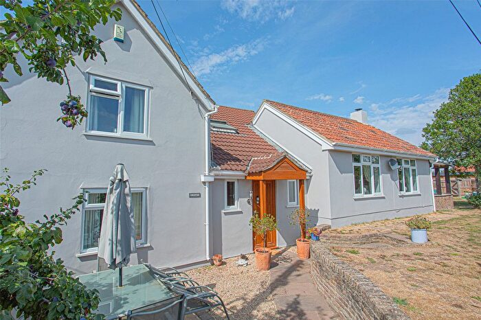 4 Bedroom Detached House For Sale In Stanmoor Road, Burrowbridge, Bridgwater, TA7