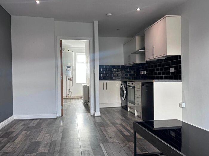 1 Bedroom Flat To Rent In Coal Clough Lane, Burnley, BB11