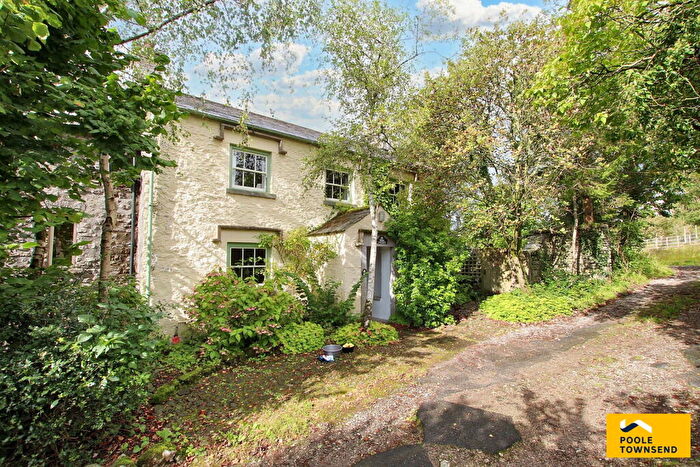3 Bedroom Semi-Detached House For Sale In Silverdale Road, Yealand Redmayne, Carnforth, LA5