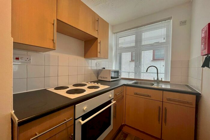 1 Bedroom Flat To Rent In Iffley Road, Oxford, OX4