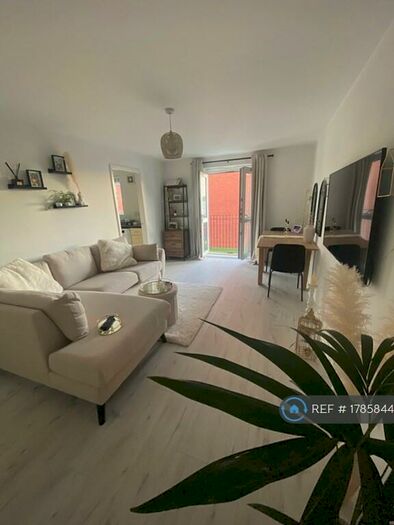 2 Bedroom Flat To Rent In Liverpool, Liverpool, L3