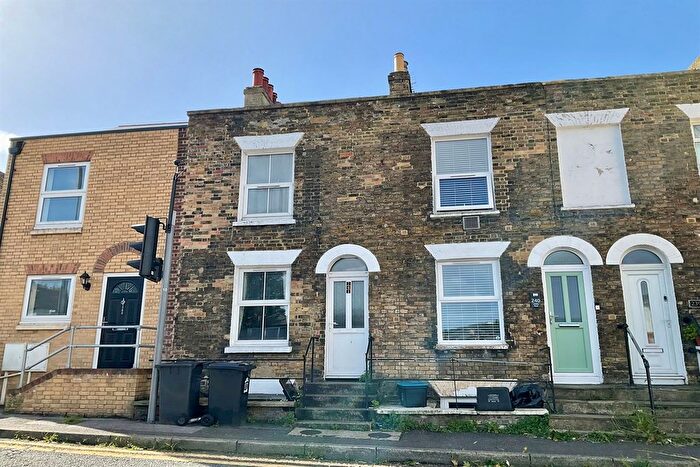 3 Bedroom Terraced House For Sale In London Road, Dover, CT17