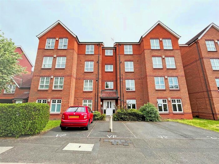 2 Bedroom Flat To Rent In Sheridan Way, Sherwood, Nottingham, NG5