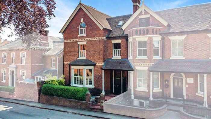 6 Bedroom Semi-Detached House For Sale In Belle Vue Road, Shrewsbury, Shropshire, SY3