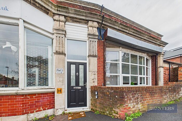 2 Bedroom Flat To Rent In Bridge Road, Southampton, SO19