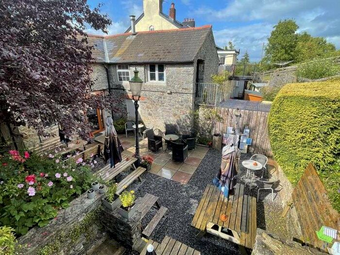 Property For Sale In Liverton, Bovey Tracey, TQ12