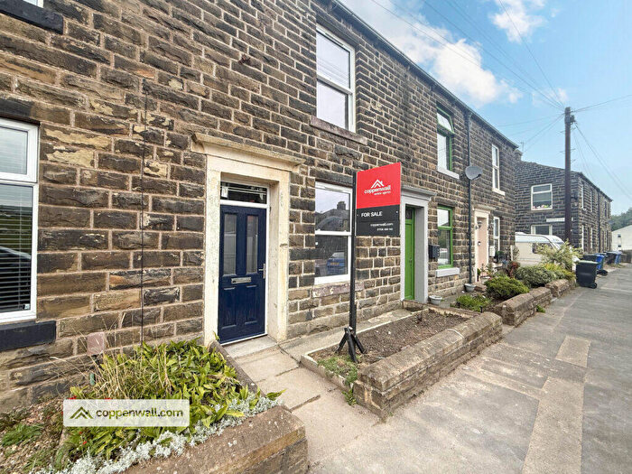 2 Bedroom Terraced House For Sale In Burnley Road, Loveclough, Rossendale, BB4