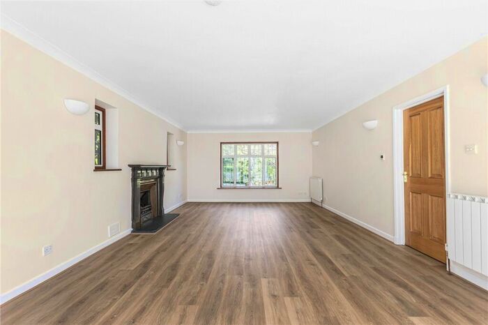 6 Bedroom Detached House For Sale In Firs Walk, Tewin, Welwyn, Hertfordshire, AL6