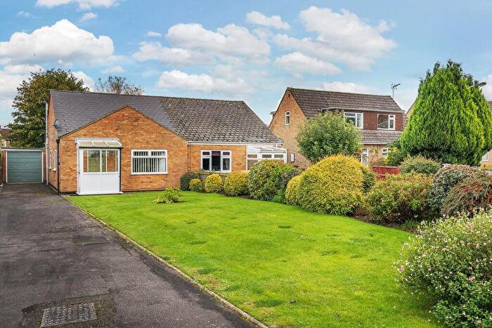 2 Bedroom Semi-Detached Bungalow For Sale In Hornbeam Close, Frome, Frome, BA11