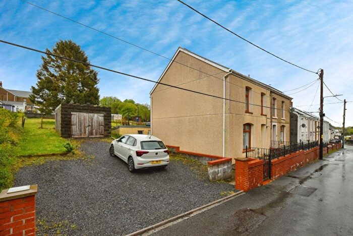 3 Bedroom Semi-Detached House For Sale In Chapel Street, Upper Brynamman, Ammanford, Carmarthenshire, SA18