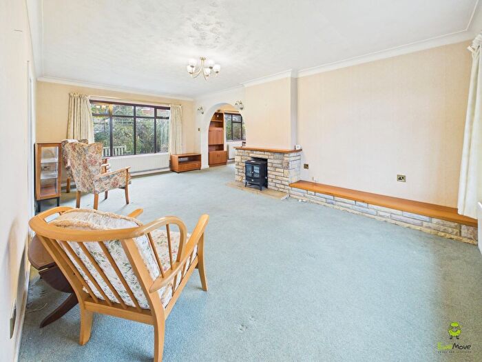 2 Bedroom Detached House For Sale In Princes Road, Dartford, Kent, DA1