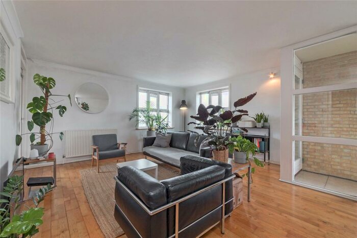 1 Bedroom Flat To Rent In King Frederick Ninth Tower, London, SE16