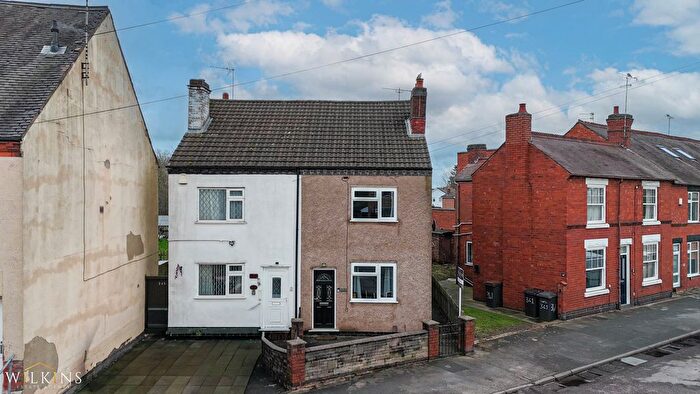 3 Bedroom Semi Detached House For Sale In Heath End Road, Nuneaton, Warwickshire, CV10