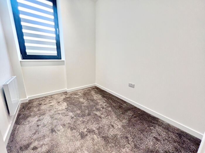 2 Bedroom Apartment To Rent In Alencon Link, Basingstoke, RG21