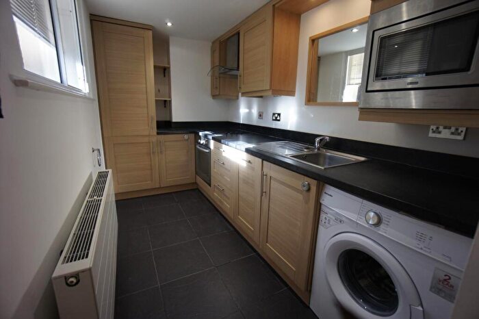 2 Bedroom Flat To Rent In Crookesmoor Road, Sheffield, S10