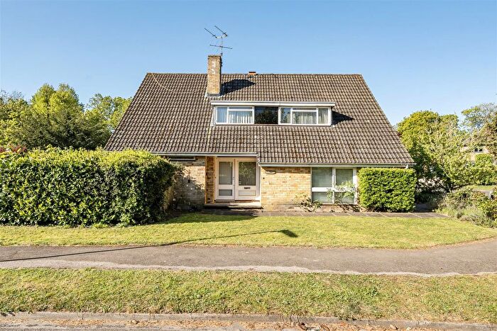 4 Bedroom Detached House For Sale In Church Meadow, Long Ditton, Surbiton, KT6