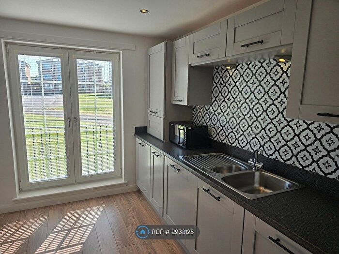 2 Bedroom Flat To Rent In Mackie Place, Elrick, Westhill, AB32