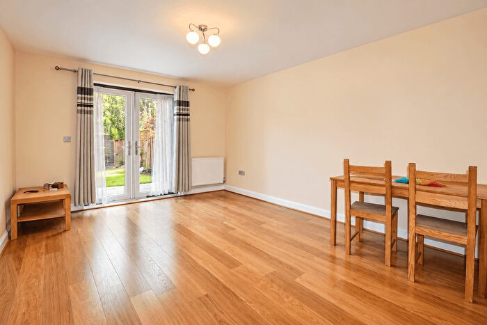 2 Bedroom Flat For Sale In Mornington Close, Colindale, London, NW9