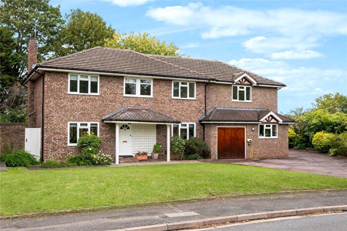 6 Bedroom Detached House For Sale In Carrick Gate, Esher, KT10