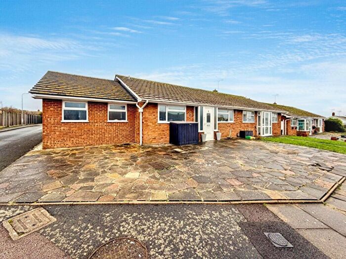 3 Bedroom Semi-Detached Bungalow For Sale In Harbledown Gardens, Cliftonville, CT9