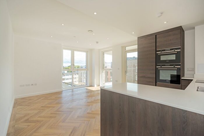 2 Bedroom Flat To Rent In Denmark Road, London, NW6
