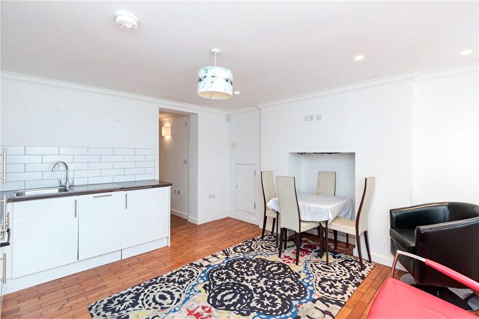 1 Bedroom Flat To Rent In Nottingham Street, London, W1U