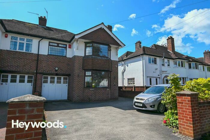 4 Bedroom Semi-Detached House To Rent In Dartmouth Avenue, Westlands, Newcastle, ST5