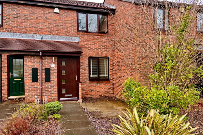 2 Bedroom Terraced House For Sale In Hunters Place, Newcastle Upon Tyne, NE2