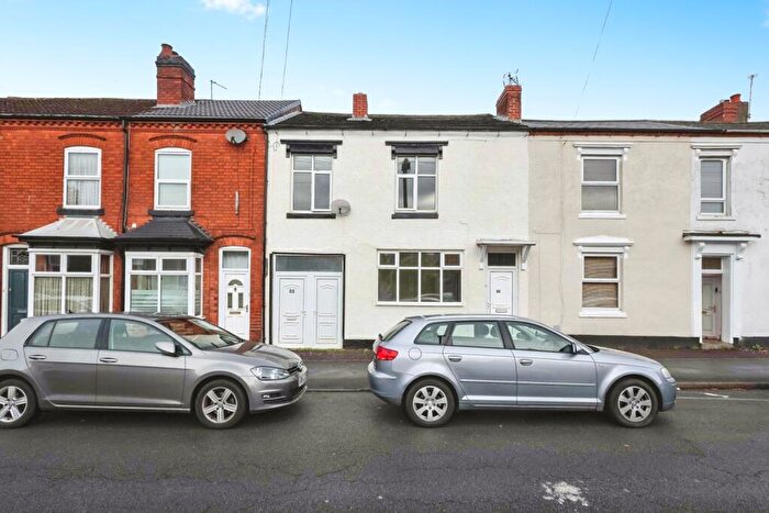 3 Bedroom End Of Terrace House For Sale In Silver Street, Kings Heath, Birmingham, West Midlands, B14