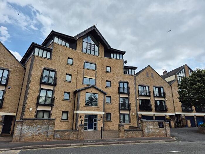 2 Bedroom Apartment To Rent In South Ferry Quay Liverpool, L3