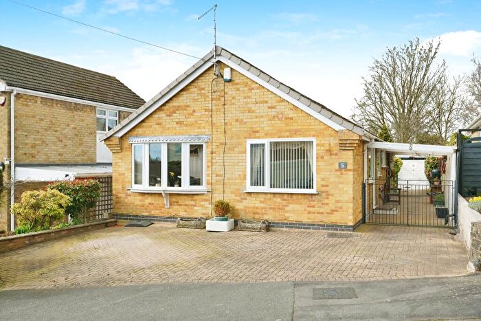 3 Bedroom Bungalow For Sale In Lees Crescent, Whitwick, Coalville, Leicestershire, LE67