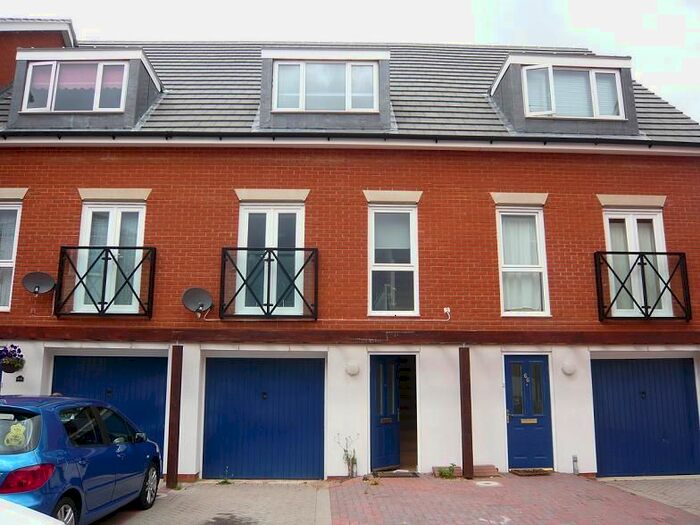 3 Bedroom Terraced House To Rent In Glandford Way, Chadwell Heath, RM6
