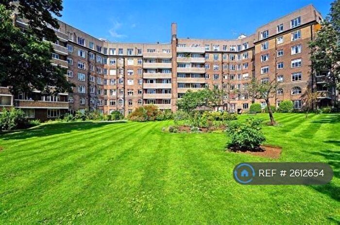 2 Bedroom Flat To Rent In Wick Hall, Hove, BN3